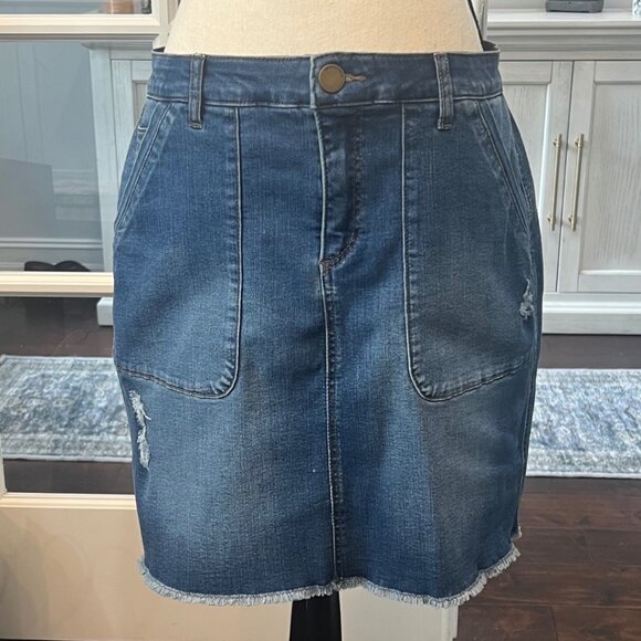 Democracy Dresses & Skirts - Democracy Absolution Denim Jean Skirt Size 10 Frayed Hem